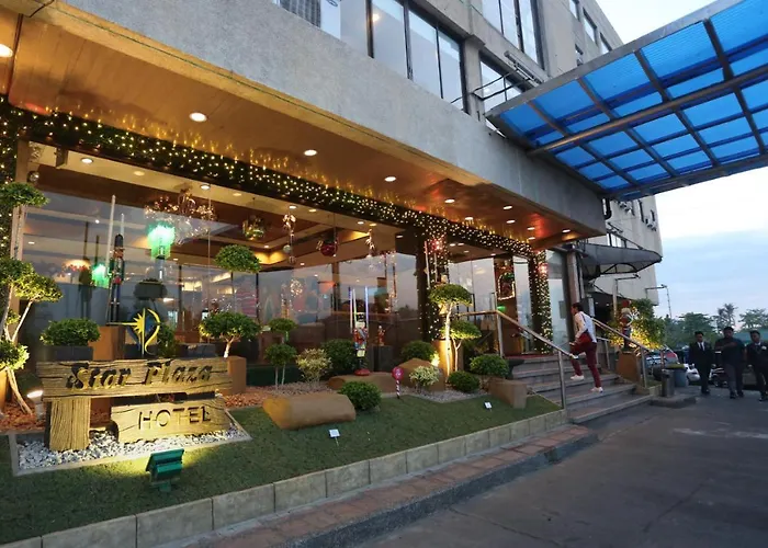 Star Plaza Hotel